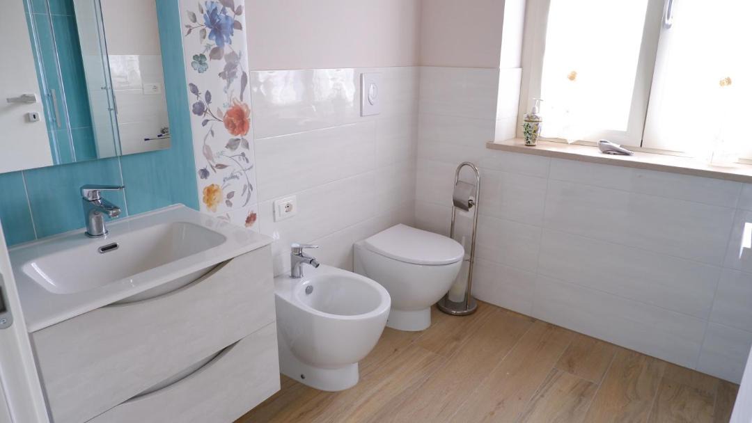 Photo of Bathroom in Petriolo