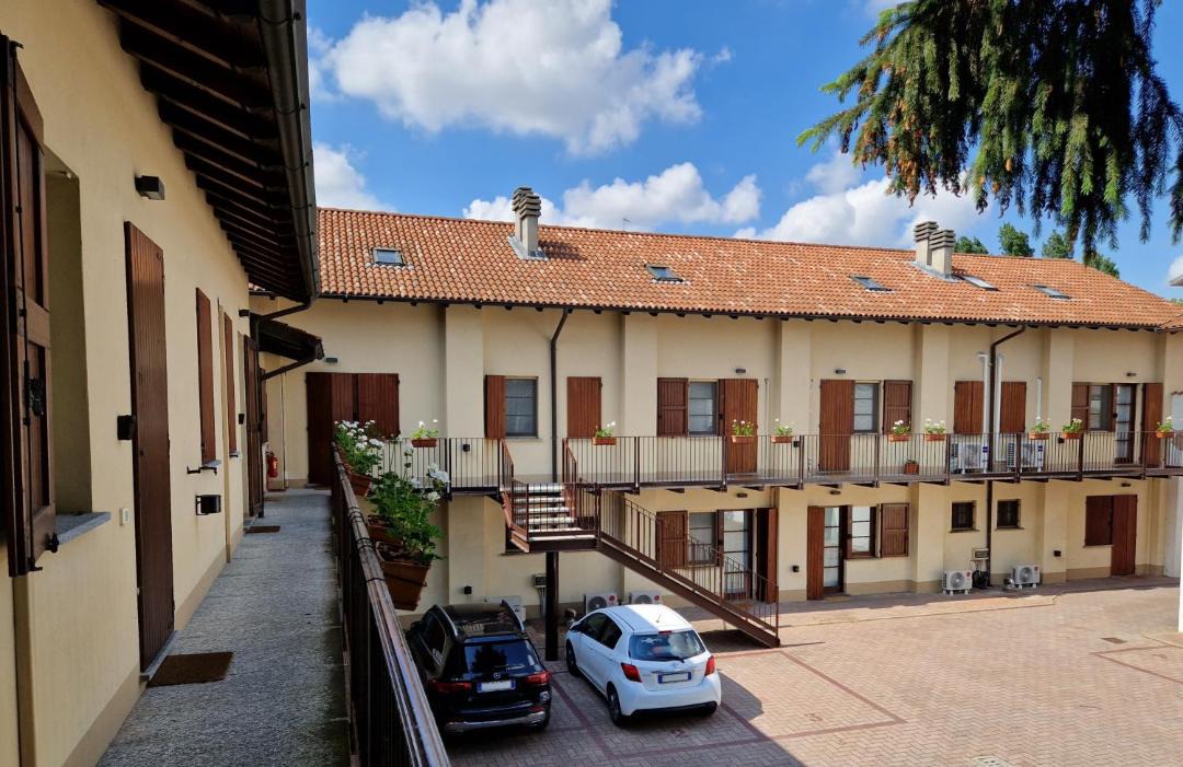 Photo of Others in Pavia