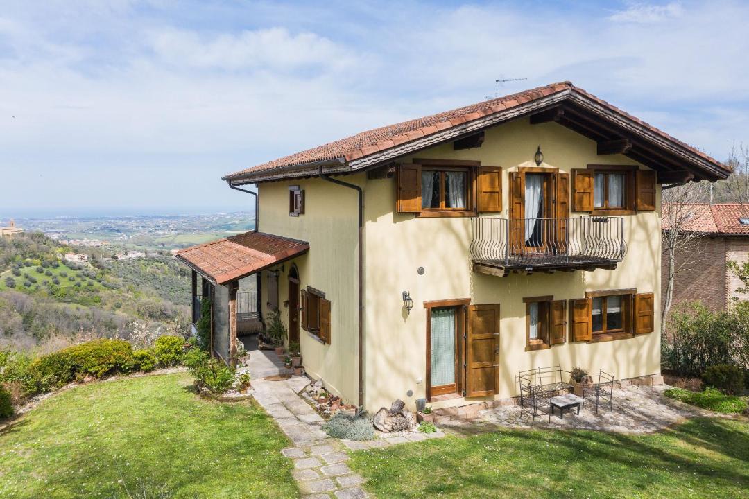 Photo of Buildings in Montefiore Conca