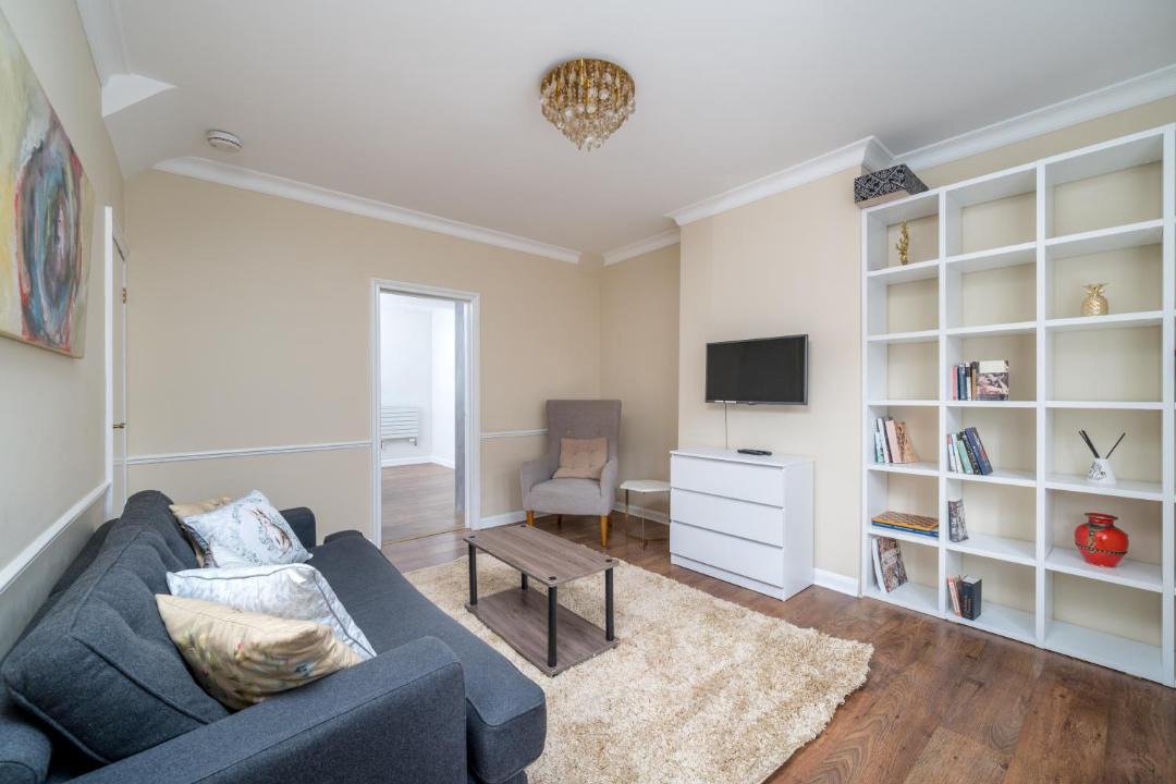 Photo of Livingroom in Island Gardens