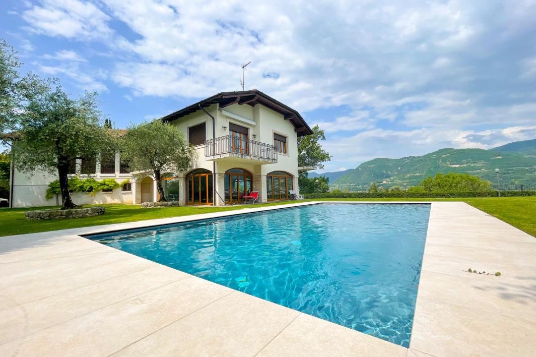 Photo of Outdoor in Portese