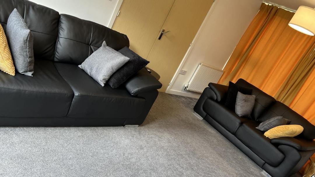 Photo of Livingroom in Newport Pagnell