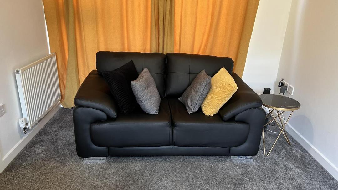 Photo of Livingroom in Newport Pagnell