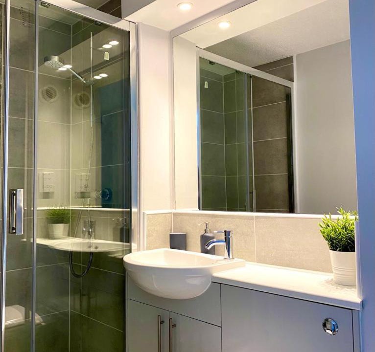 Photo of Bathroom in Longcroft