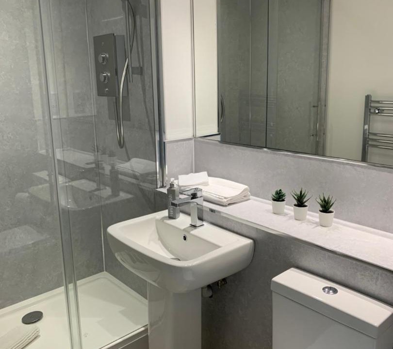 Photo of Bathroom in Longcroft