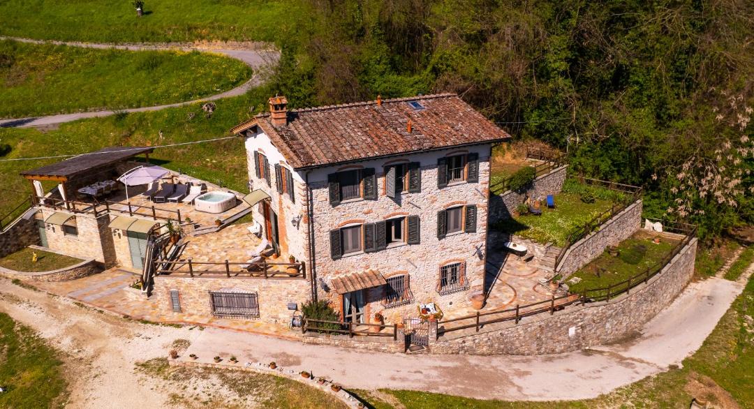 Photo of Buildings in Villabuona
