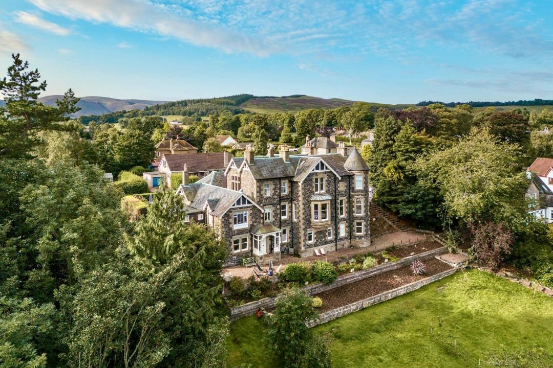 Photo of Others in Peebles