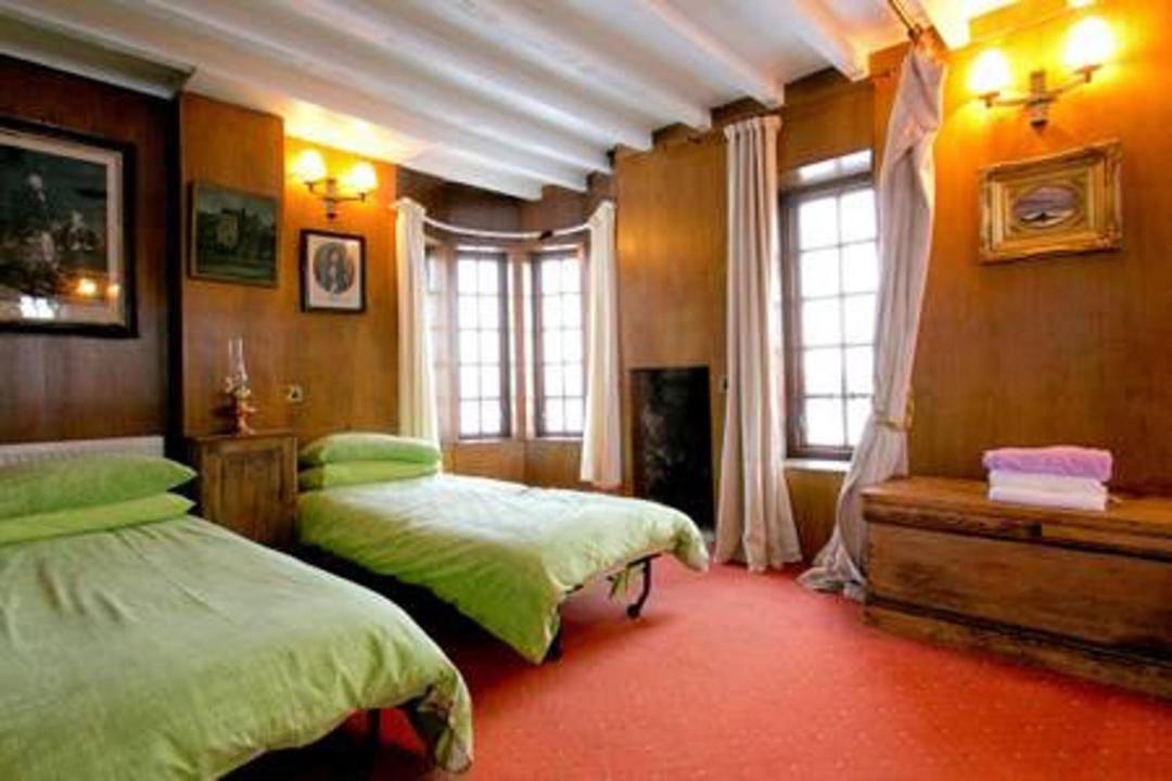 Photo of Bedroom in Airth
