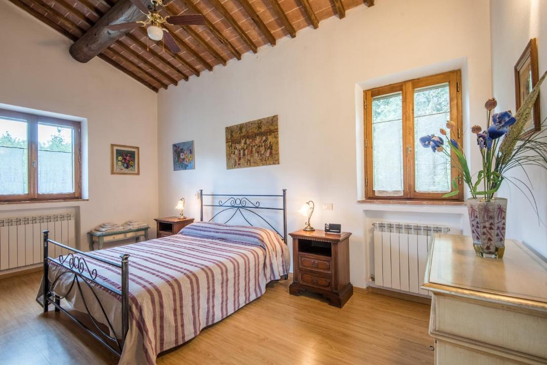 Photo of Bedroom in Simignano