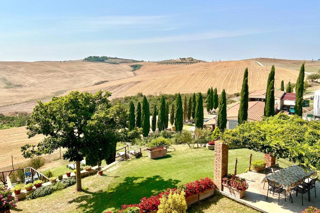Photo of Others in Pienza