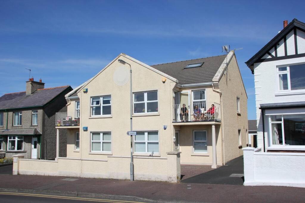 Photo of Buildings in Portballintrae