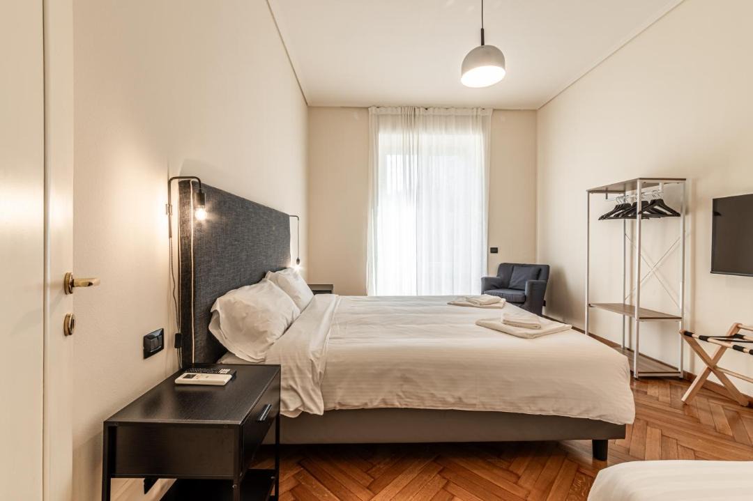 Photo of Bedroom in Magenta