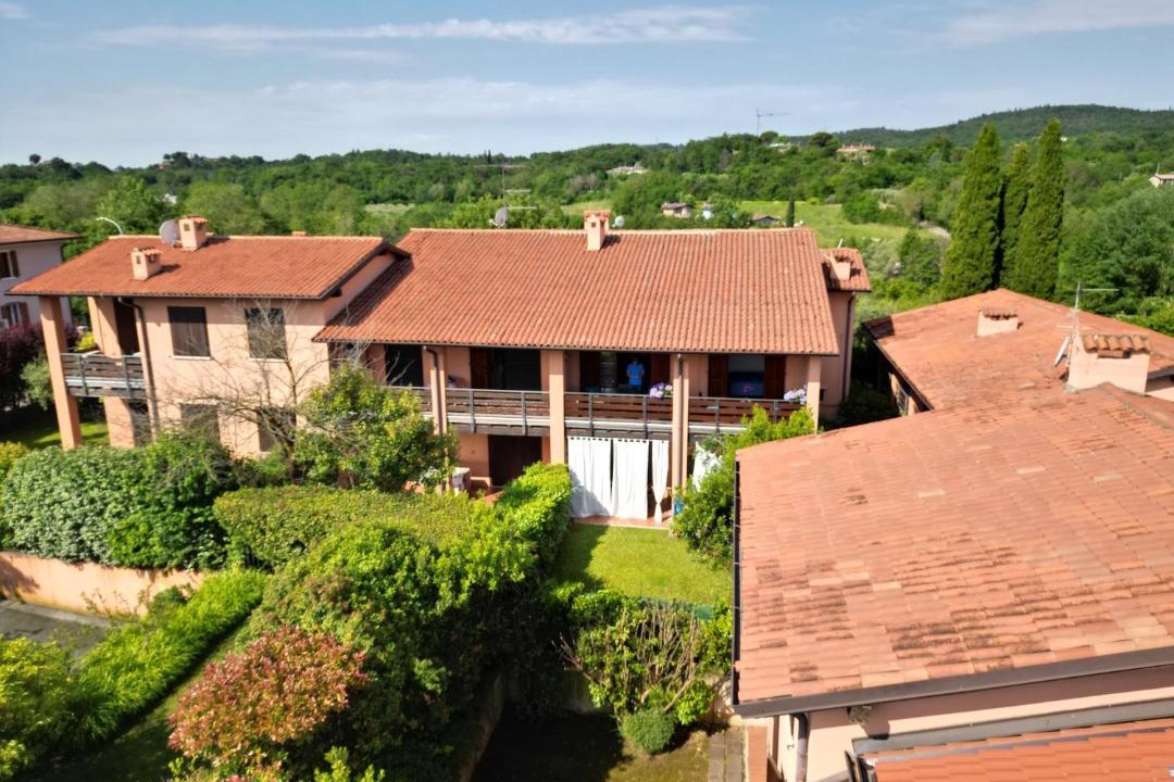Photo of Buildings in Soiano del Lago