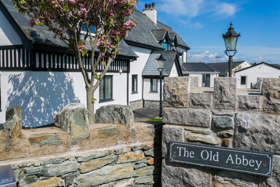 Photo of Buildings in Trearddur Bay