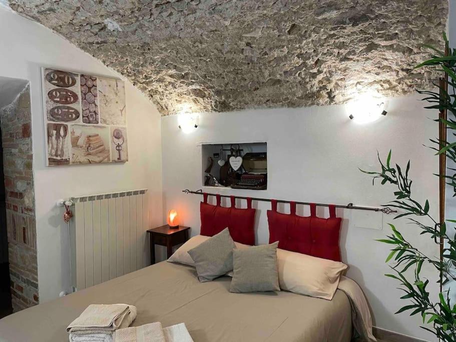 Photo of Bedroom in Capistrello