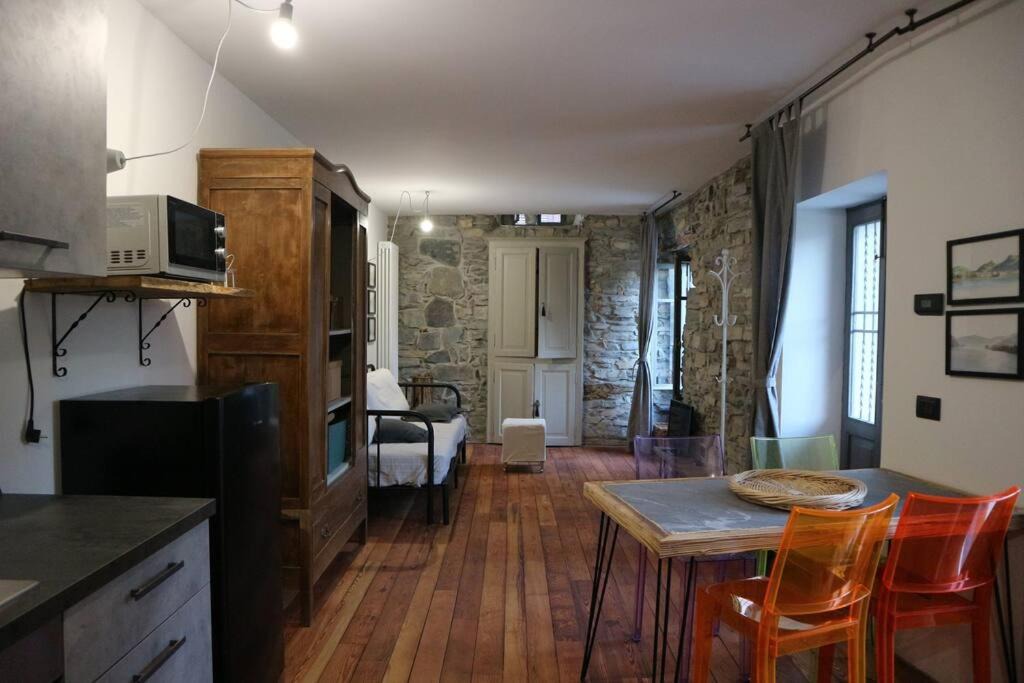 Photo of Livingroom in Moltrasio