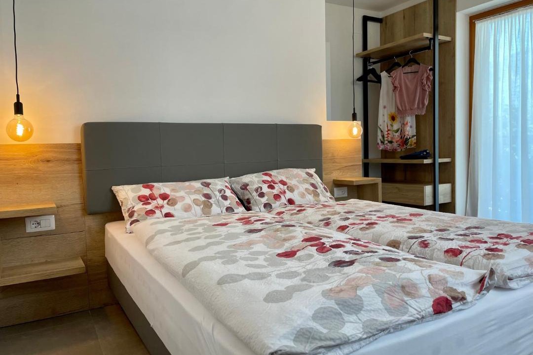 Photo of Bedroom in Bolognano-Vignole