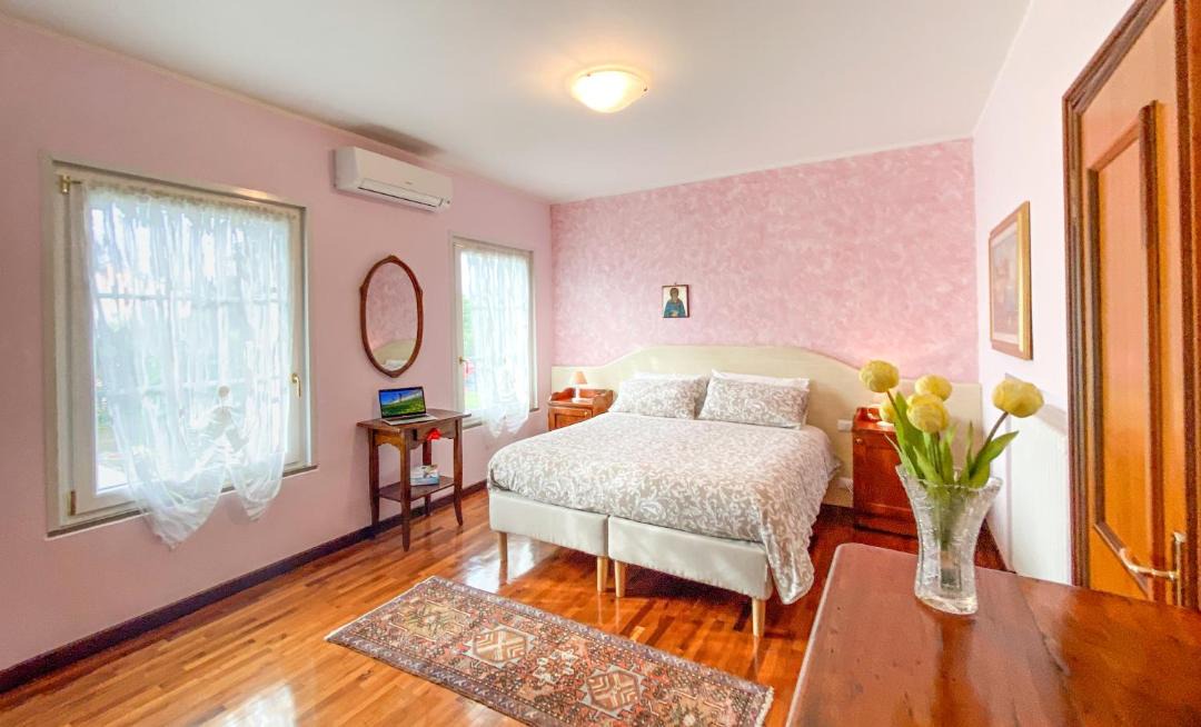 Photo of Bedroom in Montagnana