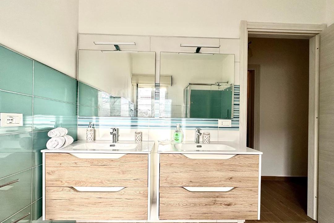 Photo of Bathroom in Arenella