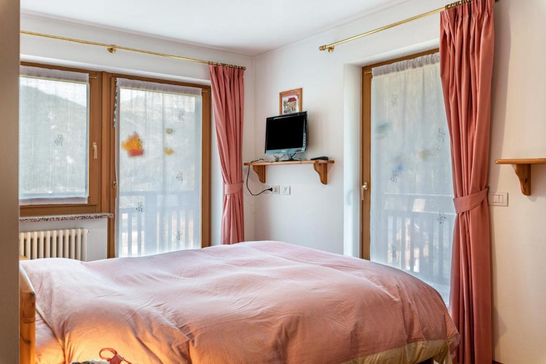 Photo of Bedroom in Alba