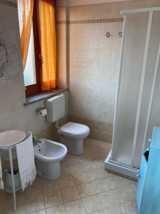 Photo of Bathroom in Bra