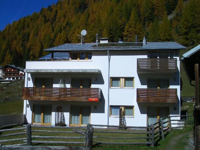 Photo of Buildings in Solda