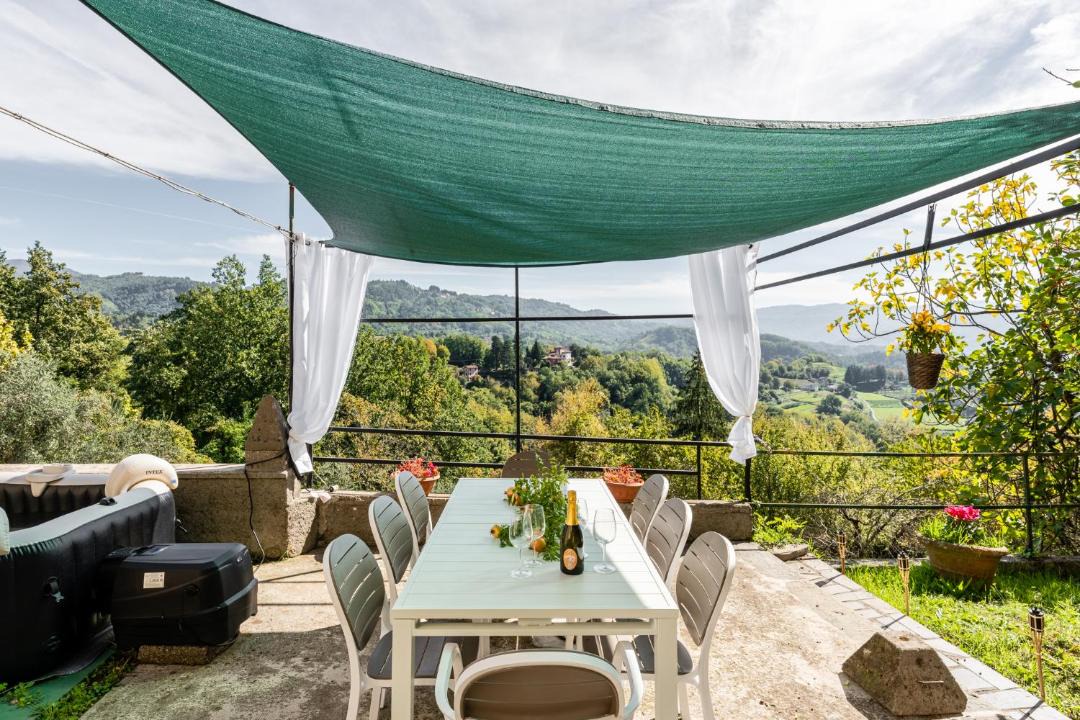 Photo of Patio Balcony in Mologno