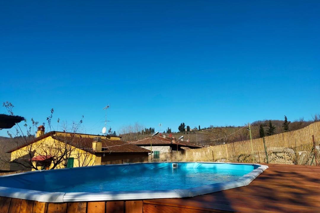 Photo of Outdoor in Lucarelli