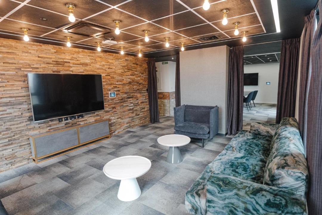Photo of Livingroom in East Acton
