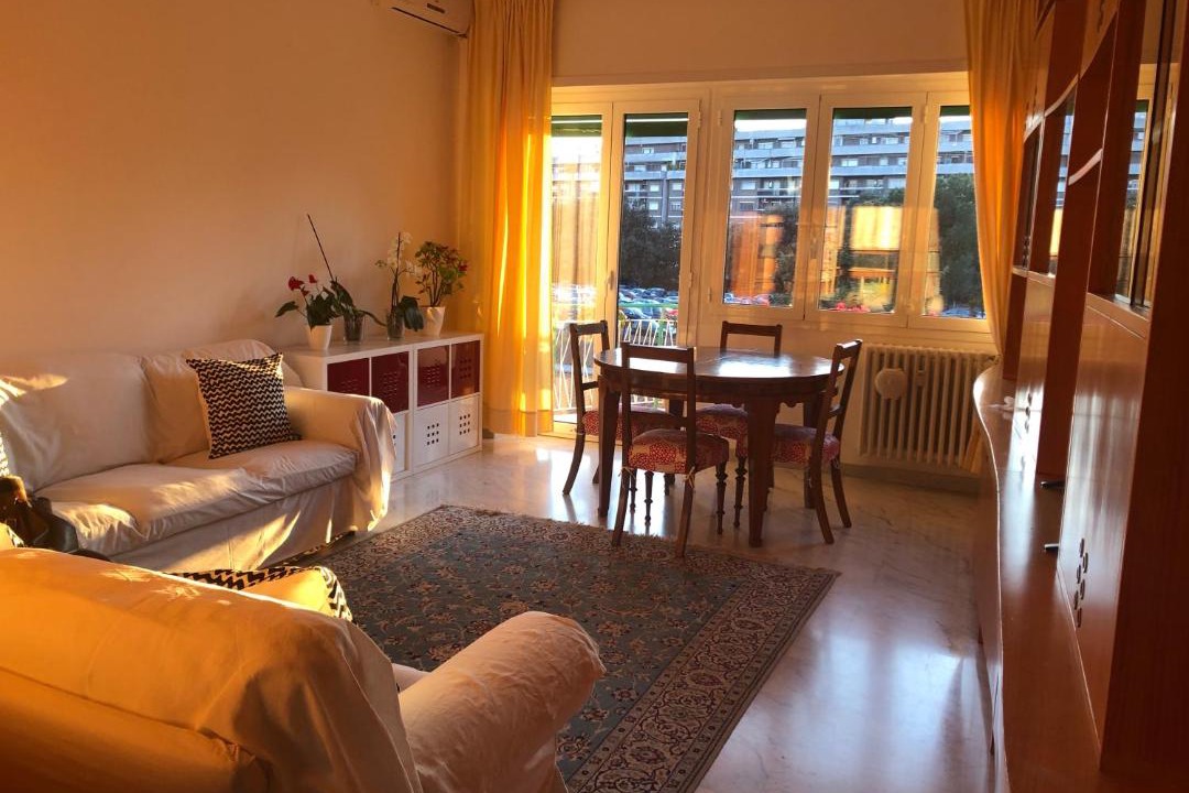 Photo of Livingroom in Tuscolano