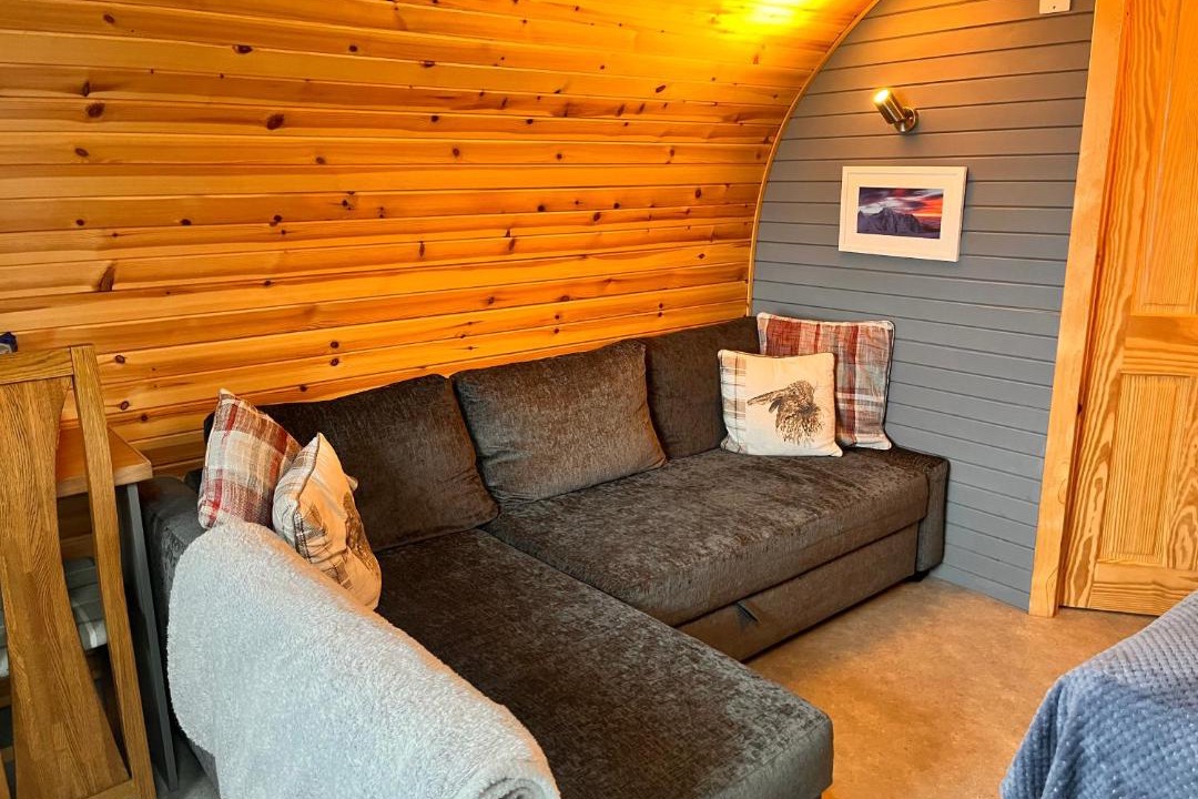 Photo of Livingroom in West Laroch