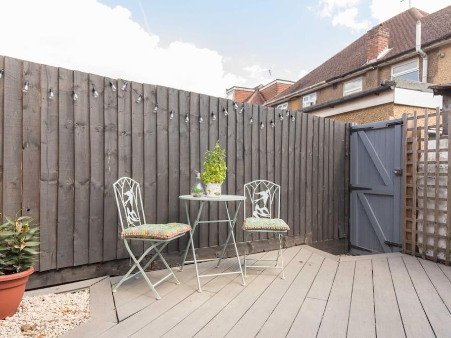 Photo of Patio Balcony in Eton