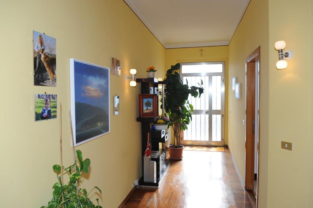 Photo of Others in Urbania