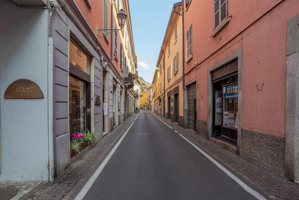 Photo of Buildings in Cernobbio