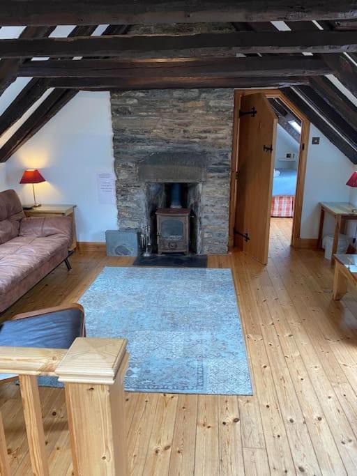 Photo of Livingroom in Hunspow