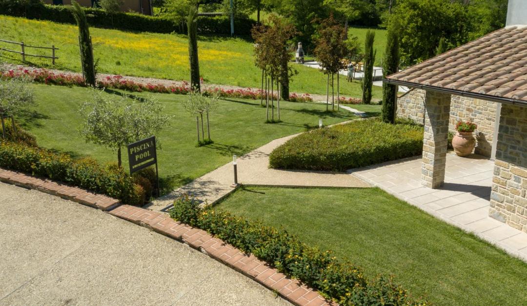 Photo of Others in Porrena