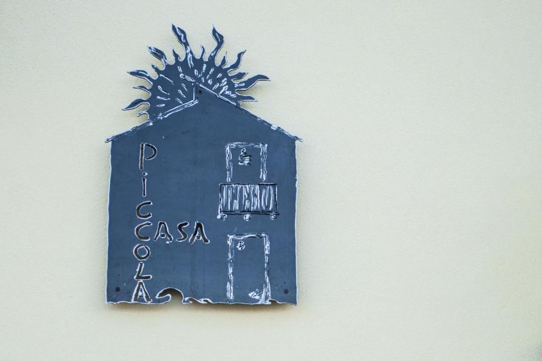 Photo of Others in Cassone