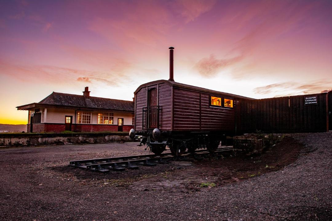 Photo of Buildings in West Laroch
