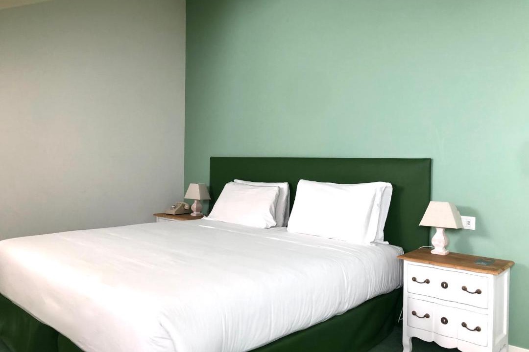 Photo of Bedroom in Magenta