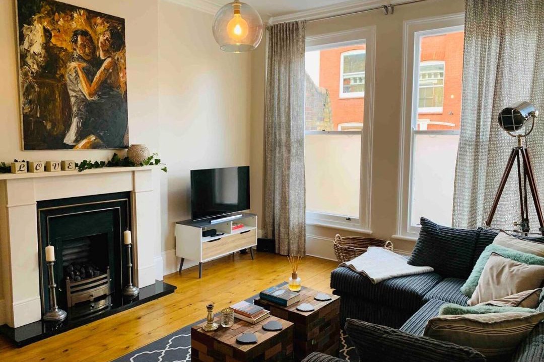 Photo of Livingroom in Town