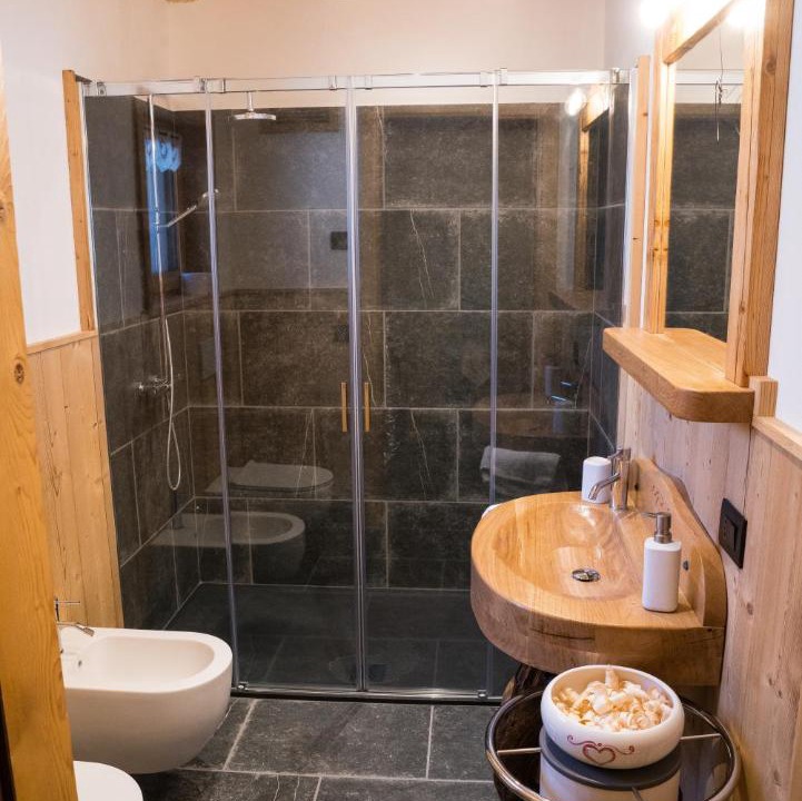 Photo of Bathroom in Camporosso in Valcanale