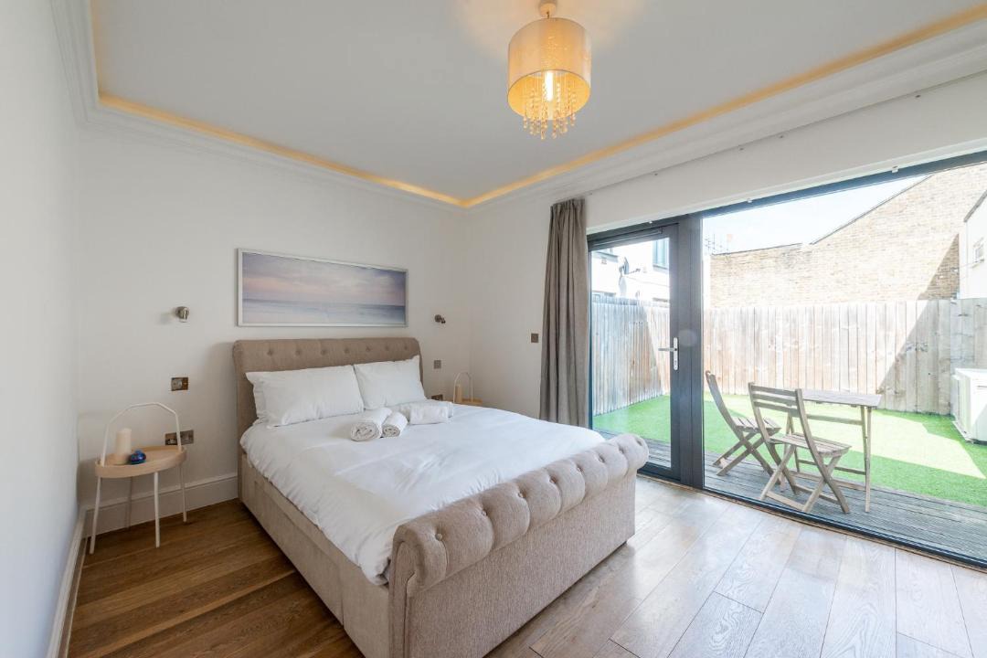 Photo of Bedroom in Southfields
