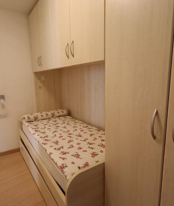 Photo of Bedroom in Male