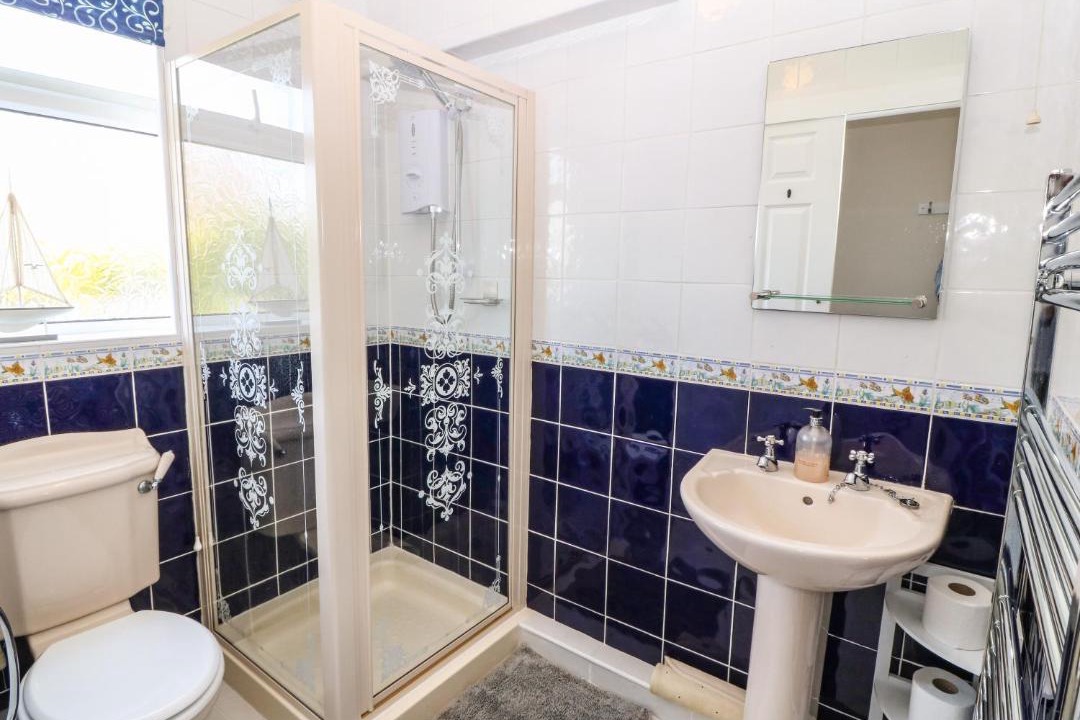 Photo of Bathroom in Trearddur Bay