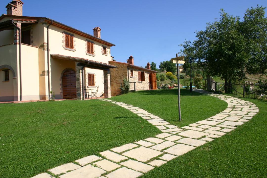 Photo of Buildings in Torre A Castello