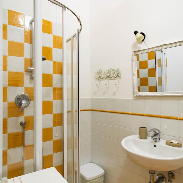 Photo of Bathroom in Vernazza