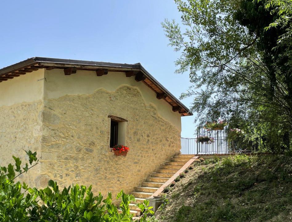 Photo of Buildings in Barete