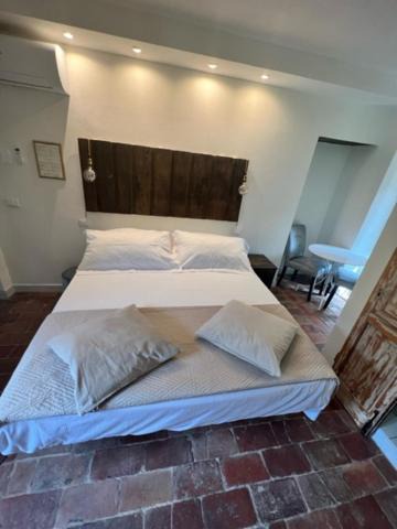 Photo of Bedroom in Montignoso