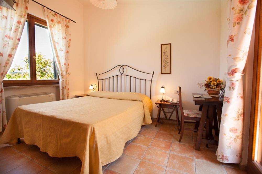 Photo of Bedroom in Orte