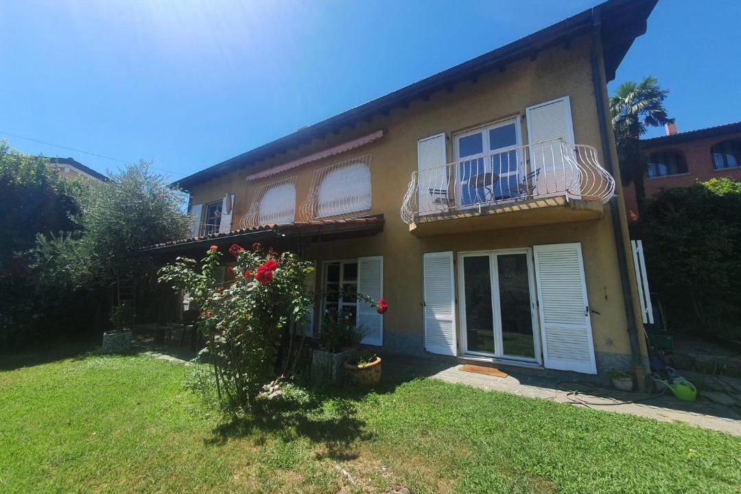Photo of Buildings in Collina d'Oro